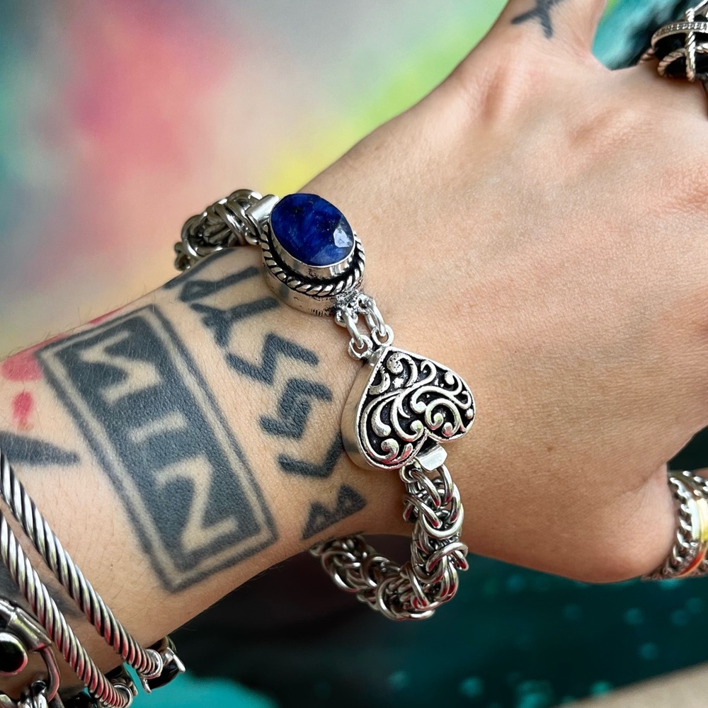 stainless steel maille link bracelet with blue sapphire gem & heart charm clasp - Picture 10 of 12